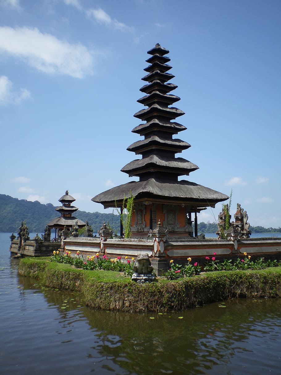 gray pagoda surrounded with body of water, tanah lot, bali, sea, HD wallpaper