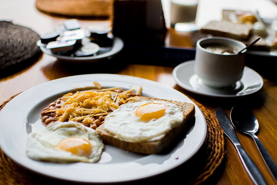 sunny side-up eggs, beans, bread, breakfast, ceramic, cup, food HD wallpaper