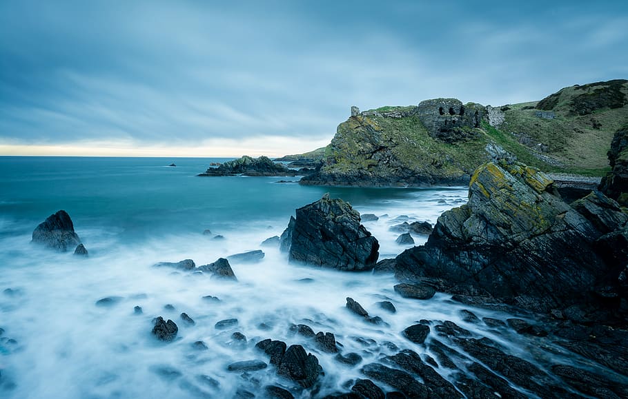 The Fall of Findlater, photo of mountains near ocean, water, rocks HD wallpaper