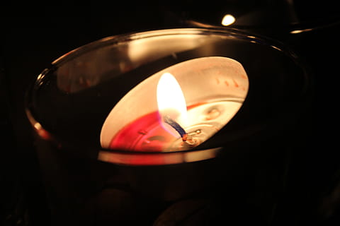 Selective Focus Photography Scented Candle, blur, burning, burnt HD wallpaper