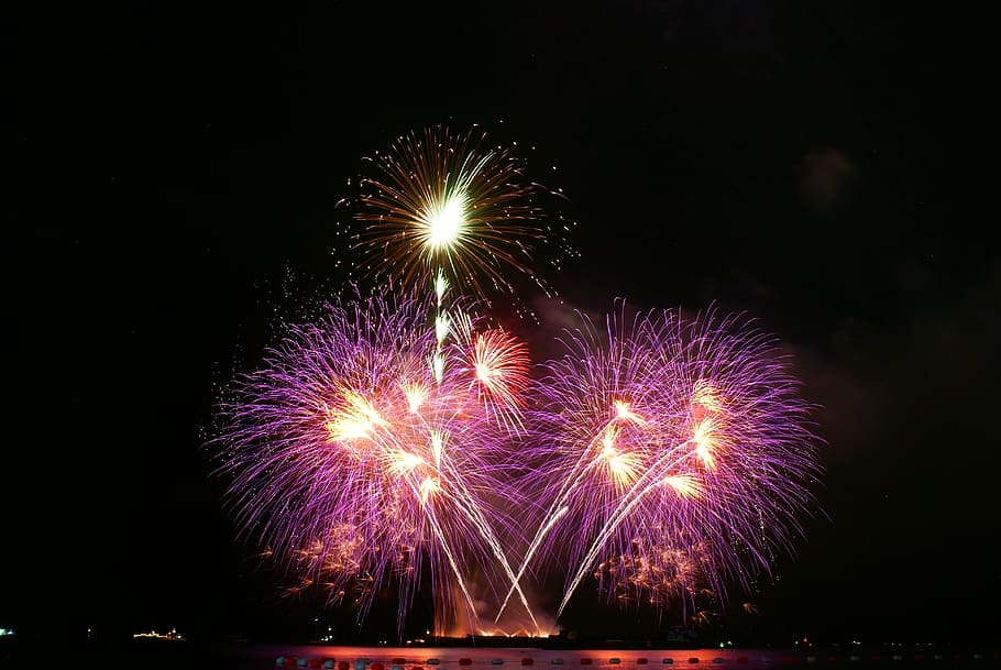 fireworks in the sky, thailand, pattaya, celebration, night HD wallpaper