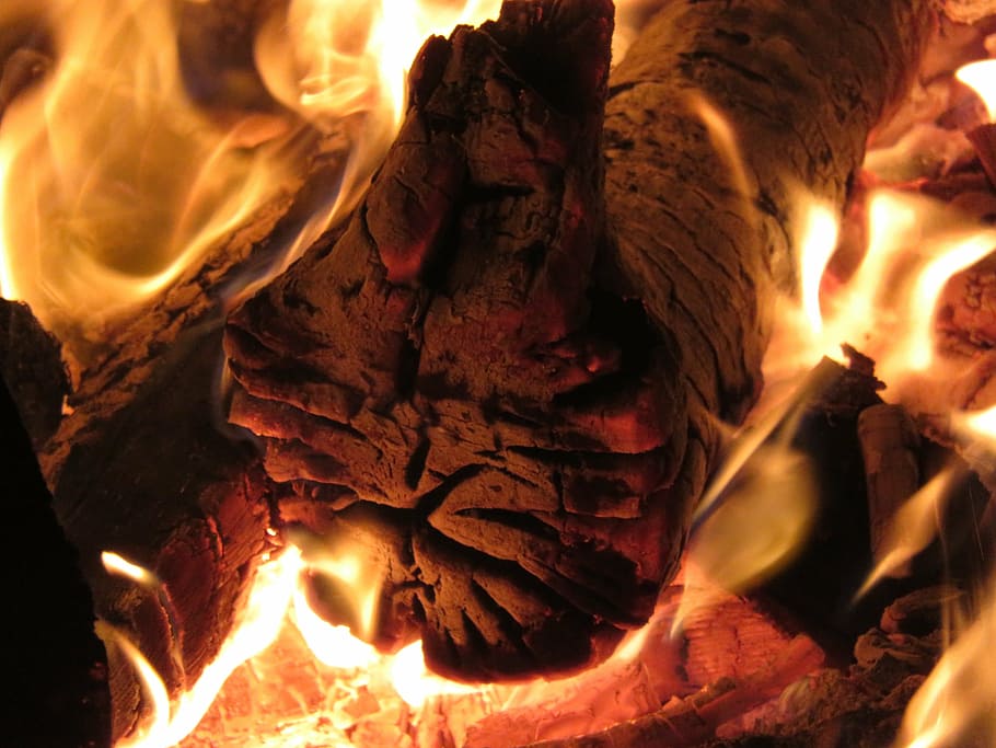 easter fire, embers, flame, wood, hot, burning, fire - natural phenomenon HD wallpaper