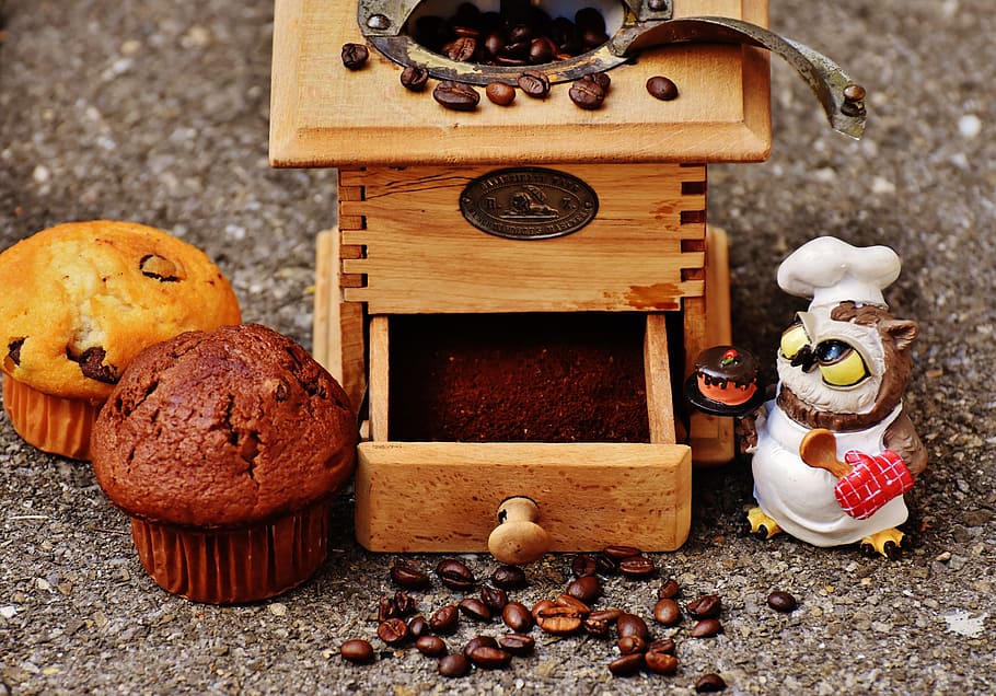 grinder, muffin, owl, baker, figure, cake, coffee, coffee beans HD wallpaper