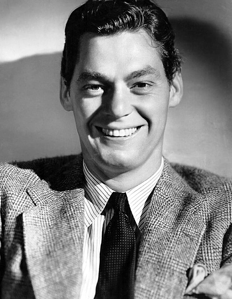 johnny weissmuller, actor, swimmer, competition, tarzan, films