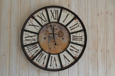 round white and brown roman analog wall clock, time, time indicating HD wallpaper