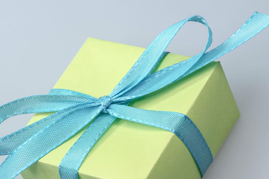 gift, package, made, loop, packet loop, christmas, christmas decoration HD wallpaper