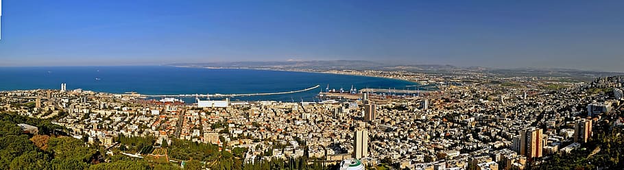aerial view of city beside gulf during daytime, haifa, bay HD wallpaper