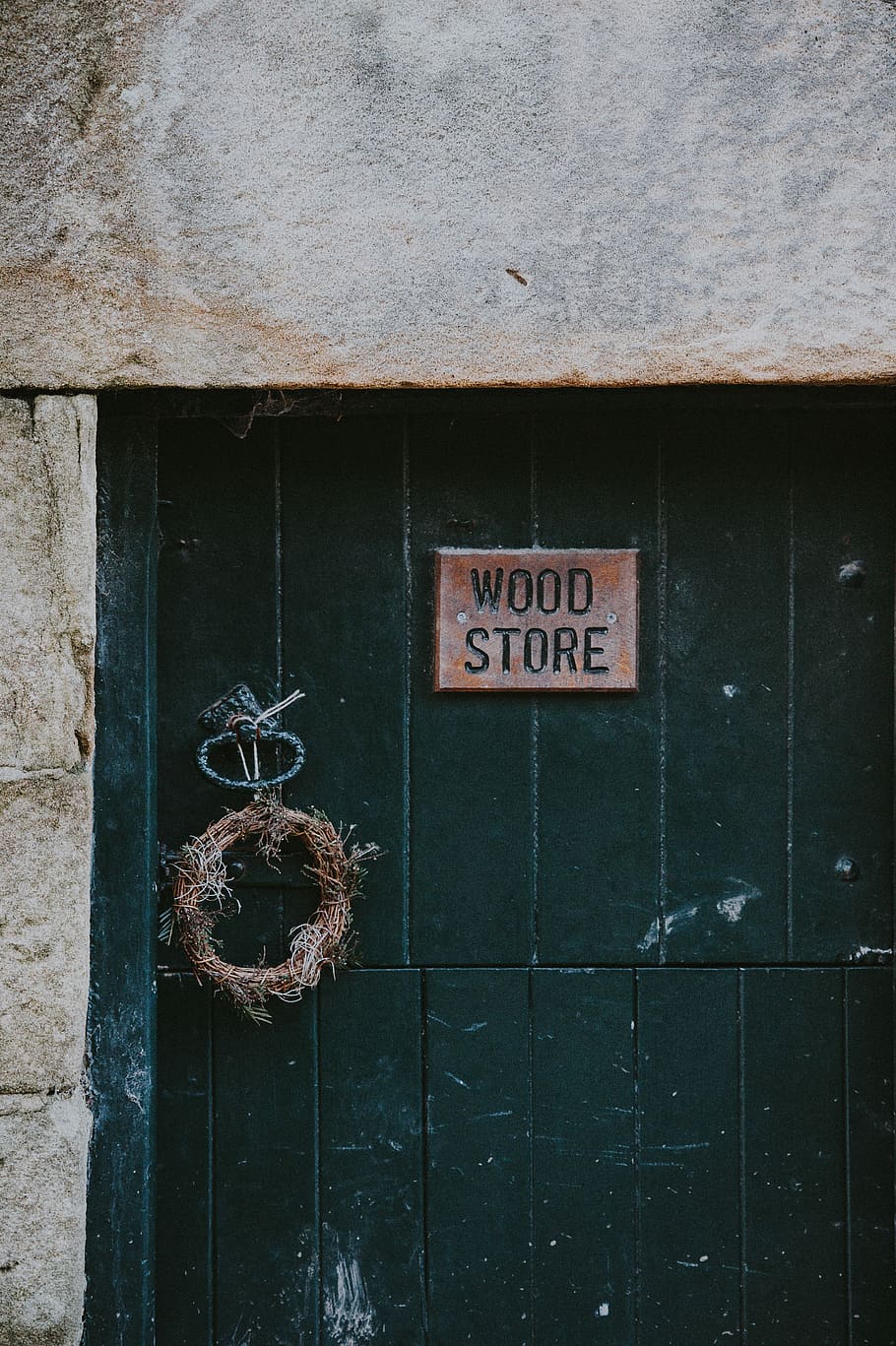 Wood Store, brown wood store attached on door, building, architecture HD wallpaper