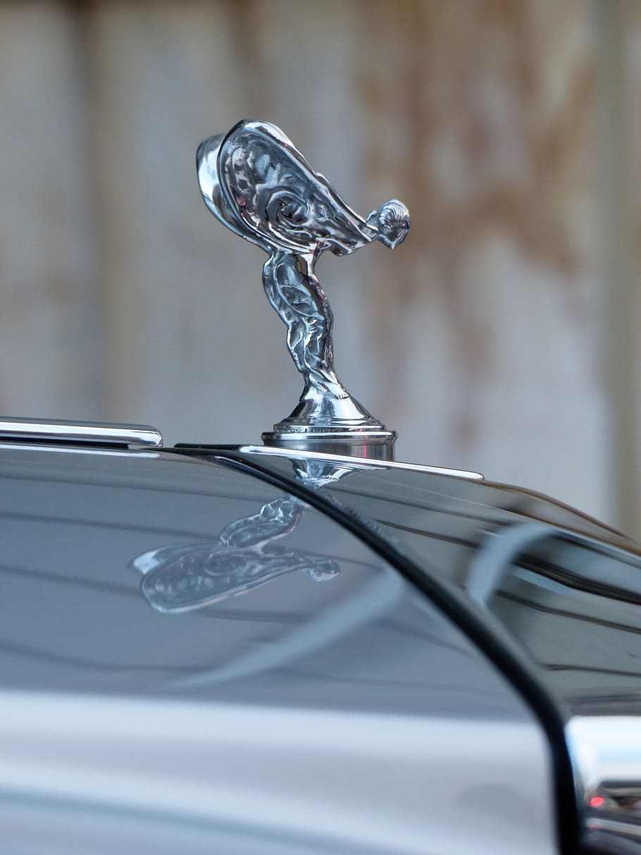 silver Rolls Royce vehicle hood ornament during daytime, Spirit Of Ecstasy