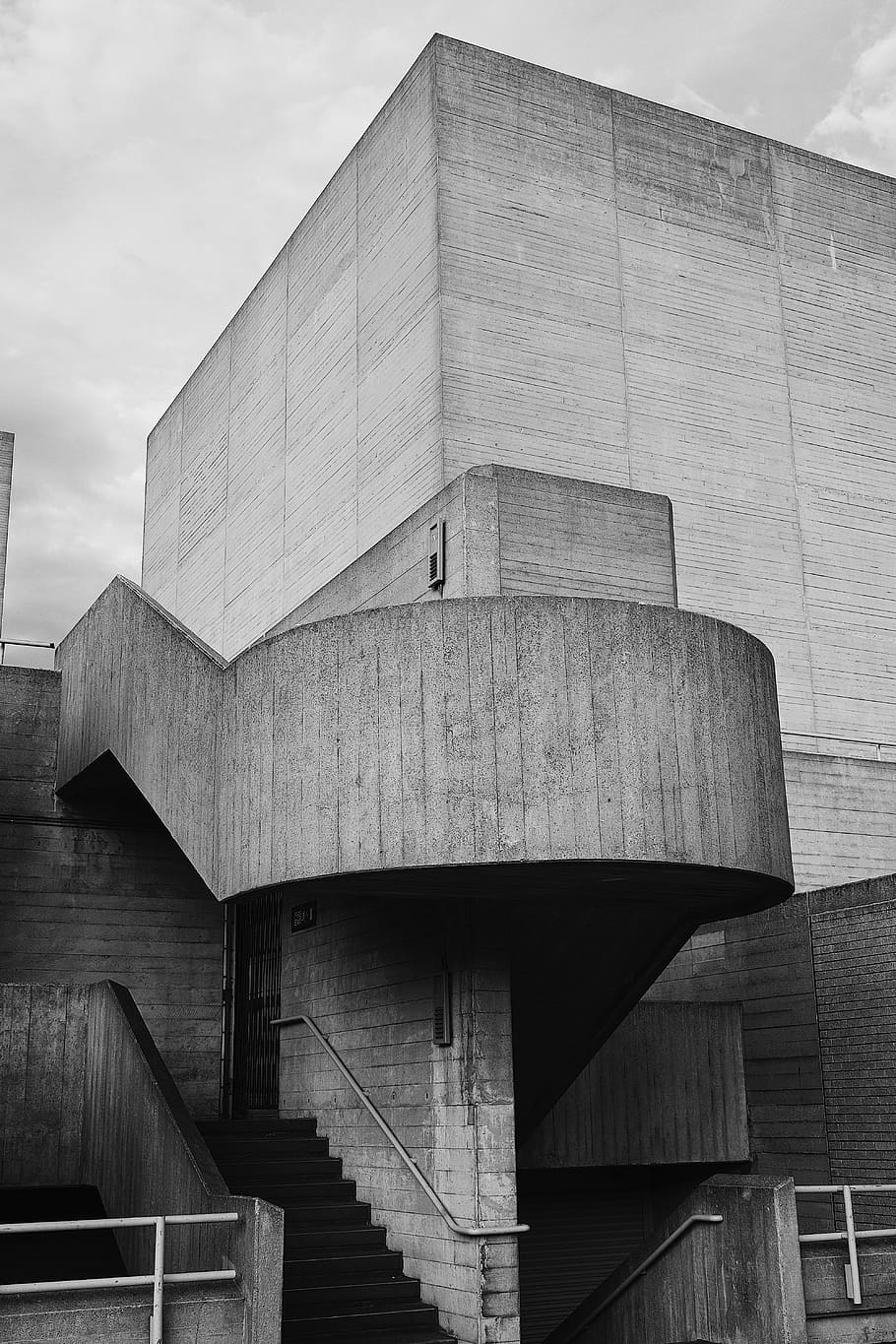 grey concrete structure, grayscale photo of building, national theatre, HD wallpaper