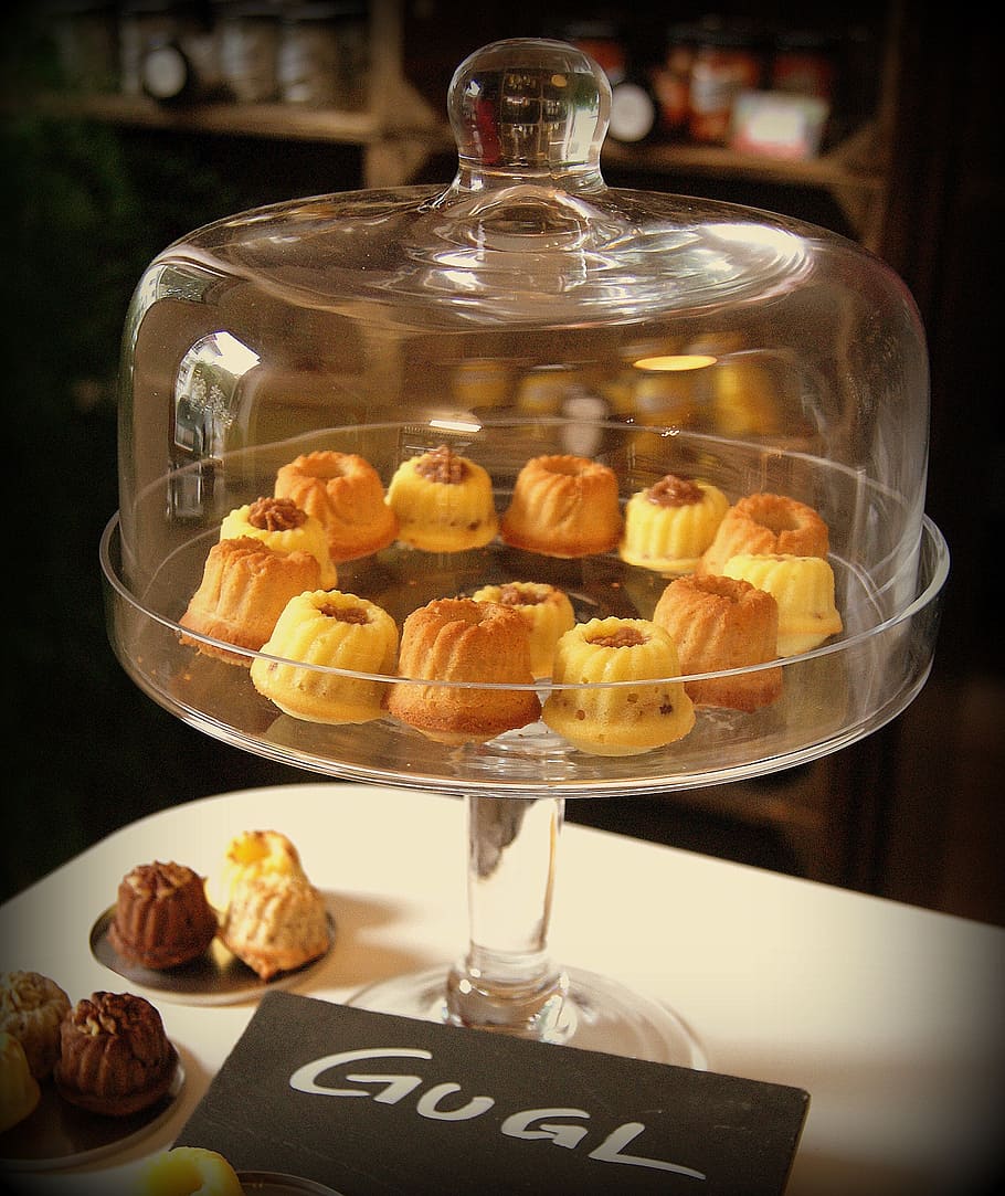 gugl, cake, bake, delicious, glass cloche, sugar, candy, food HD wallpaper