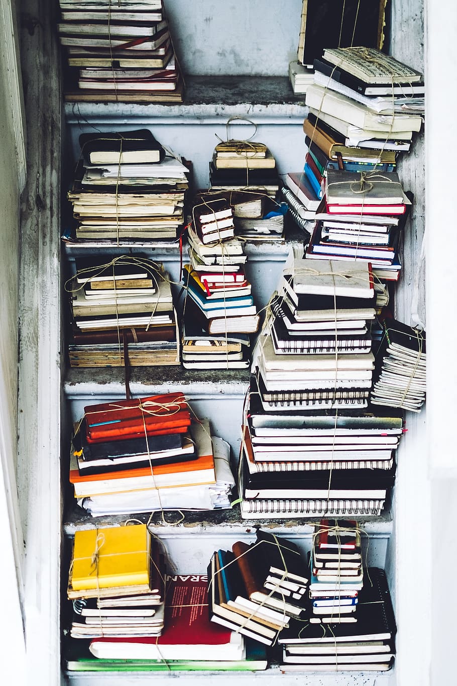 photo of file of books on cabinetr, batch, bookcase, bookshop HD wallpaper