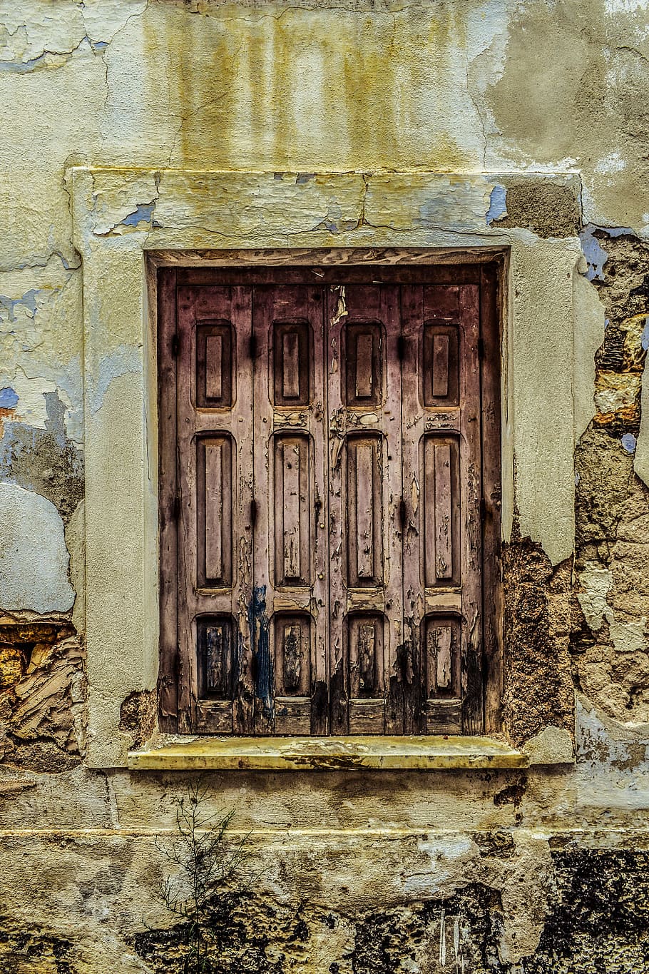 window, old house, damaged, weathered, decay, architecture HD wallpaper