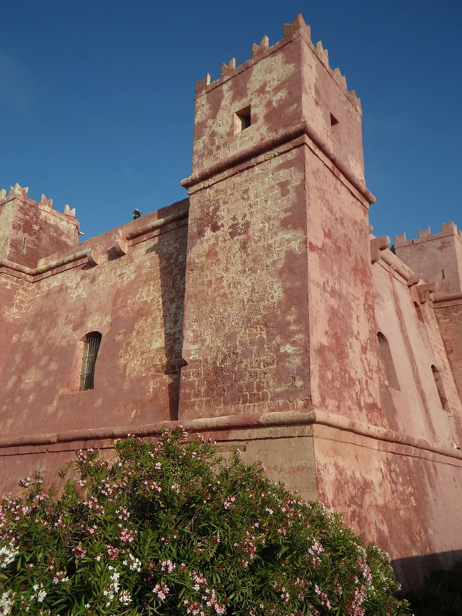 red tower, achitecture, malta, defense, masonry, castle, sublime
