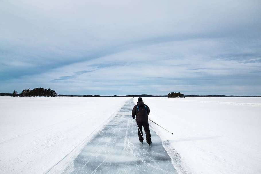 man skiing on snow covered ground, Skating, Winter, Ice, Snow, Lake HD wallpaper