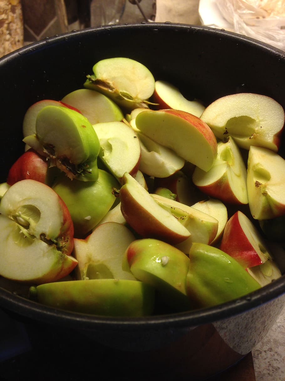apple bits, fruit, eplegele, food, vegetable, freshness, healthy Eating HD wallpaper