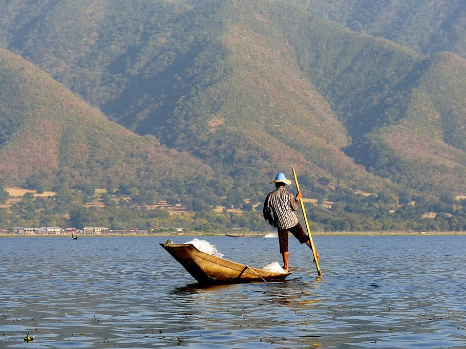man fishing on body of water, fisherman, inle lake, burma, net, HD wallpaper