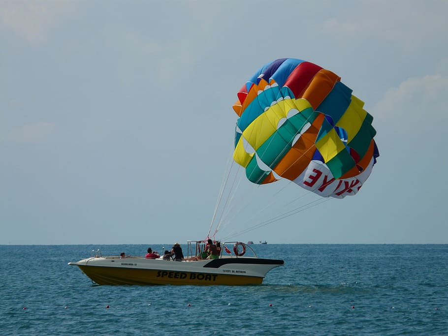 Parasailing, Controllable Parachuting, parachute, boot, sea HD wallpaper