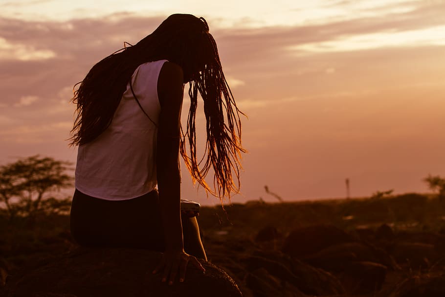 woman sitting on tree log while staring down, sunset, dawn HD wallpaper