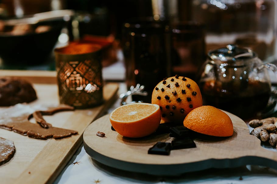 Christmas cake and orange, food, tableware, sweets, xmas, sweetnes HD wallpaper