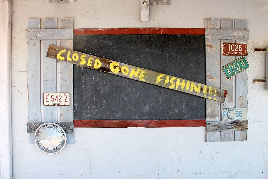 closed gone fishing, sign, closed sign, shop, board, leisure, HD wallpaper
