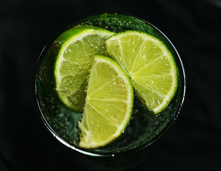 slice of lemon lime, water, refreshment, detox, vitamins, drink, HD wallpaper