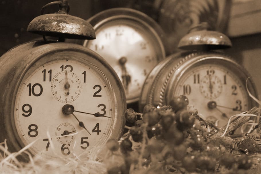 selective focus photography of alarm clock, time, watches, lancets HD wallpaper