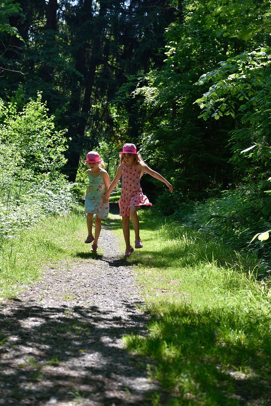 Human, Children, Girl, Run, Jump, joy, away, nature trail, out, HD wallpaper