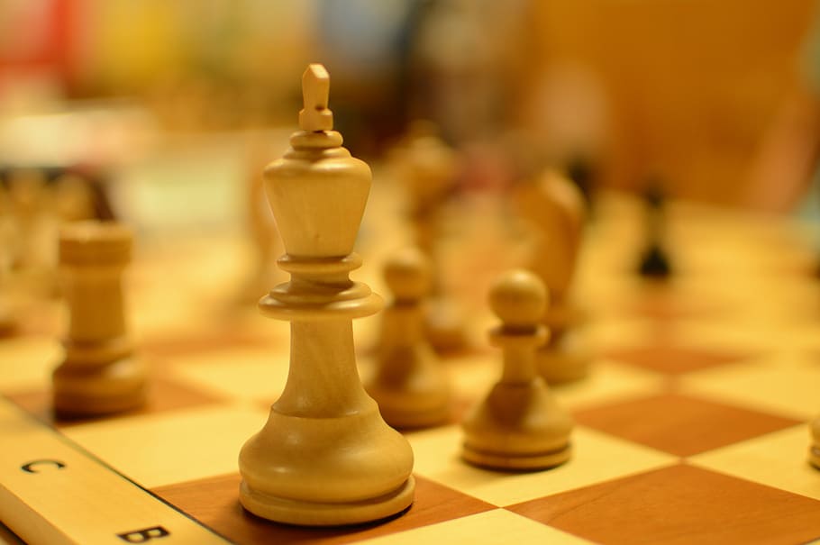 yellow and brown chesse board, Chess Board, Chess Piece, chess chess board, HD wallpaper