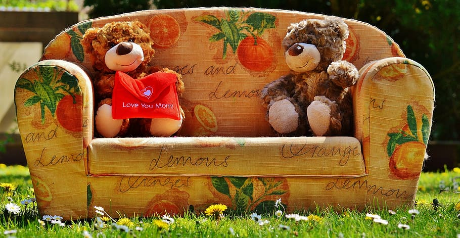 two brown bears plush toys sitting on sofa, teddy, mother's day, HD wallpaper