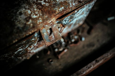 Old boxes in a workshop, nails, wooden, metal, garage, rusty HD wallpaper