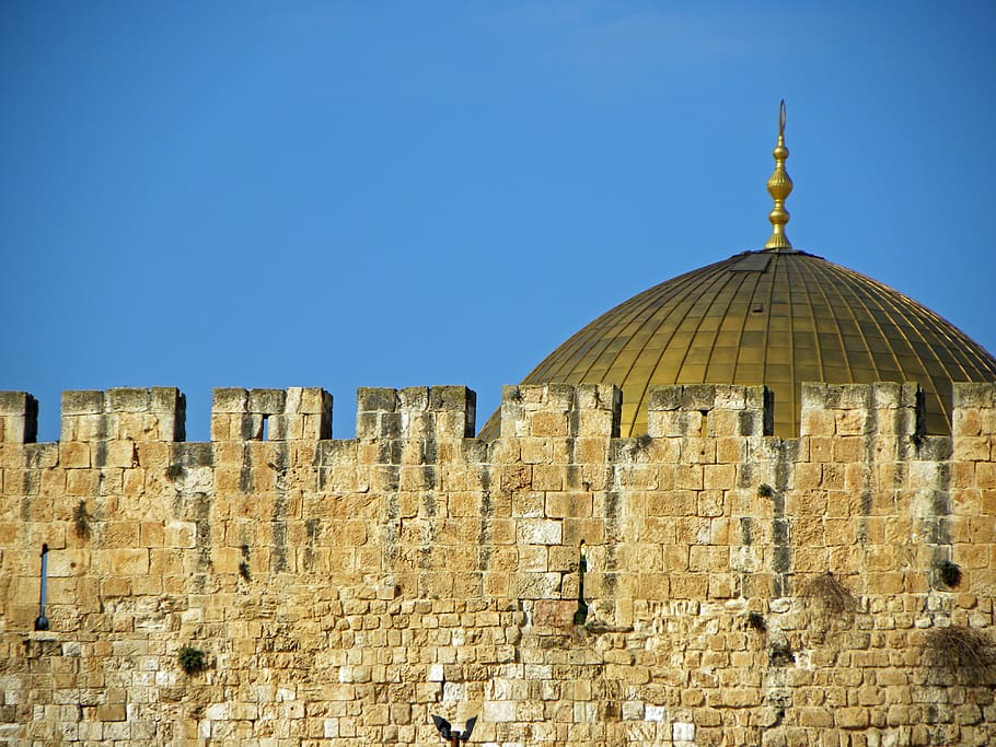 brown brick wall with mosque at daytime, dome of the rock, jerusalem