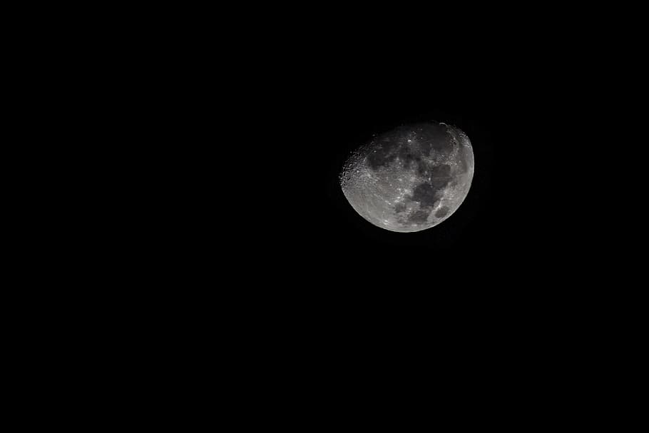 waxing gibbous moon, black and white, night, dark, moonlight, HD wallpaper