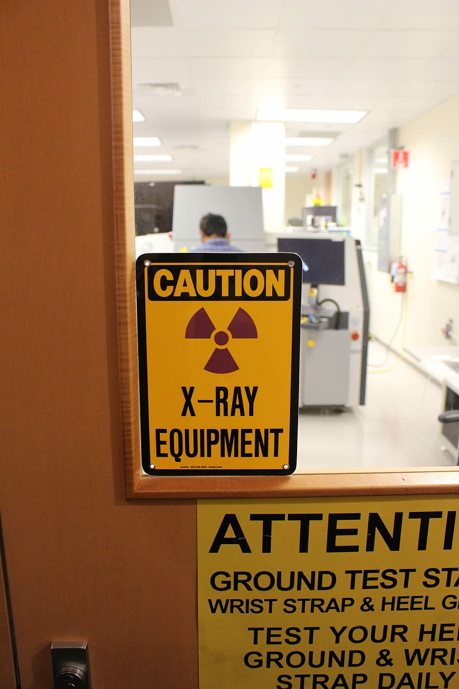 caution X-ray equipment sign, Lab, Laboratory, Physics, Danger HD wallpaper