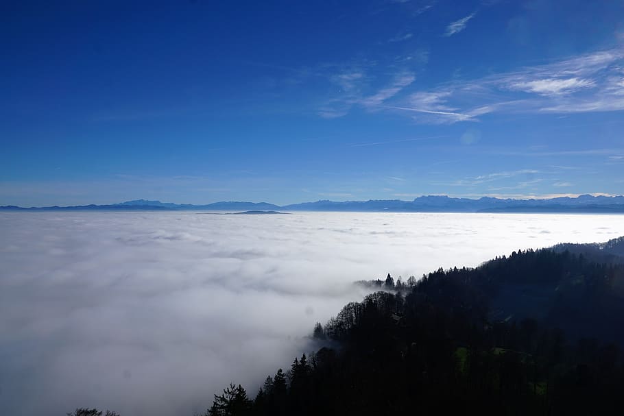wispy clouds on blue sky, uetliberg, zurich, switzerland, mountain, HD wallpaper