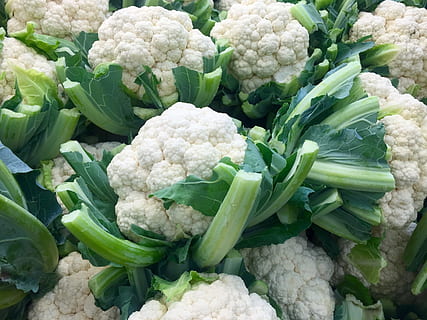 Cauliflower Food Shot Background Wallpaper Image For Free Download - Pngtree