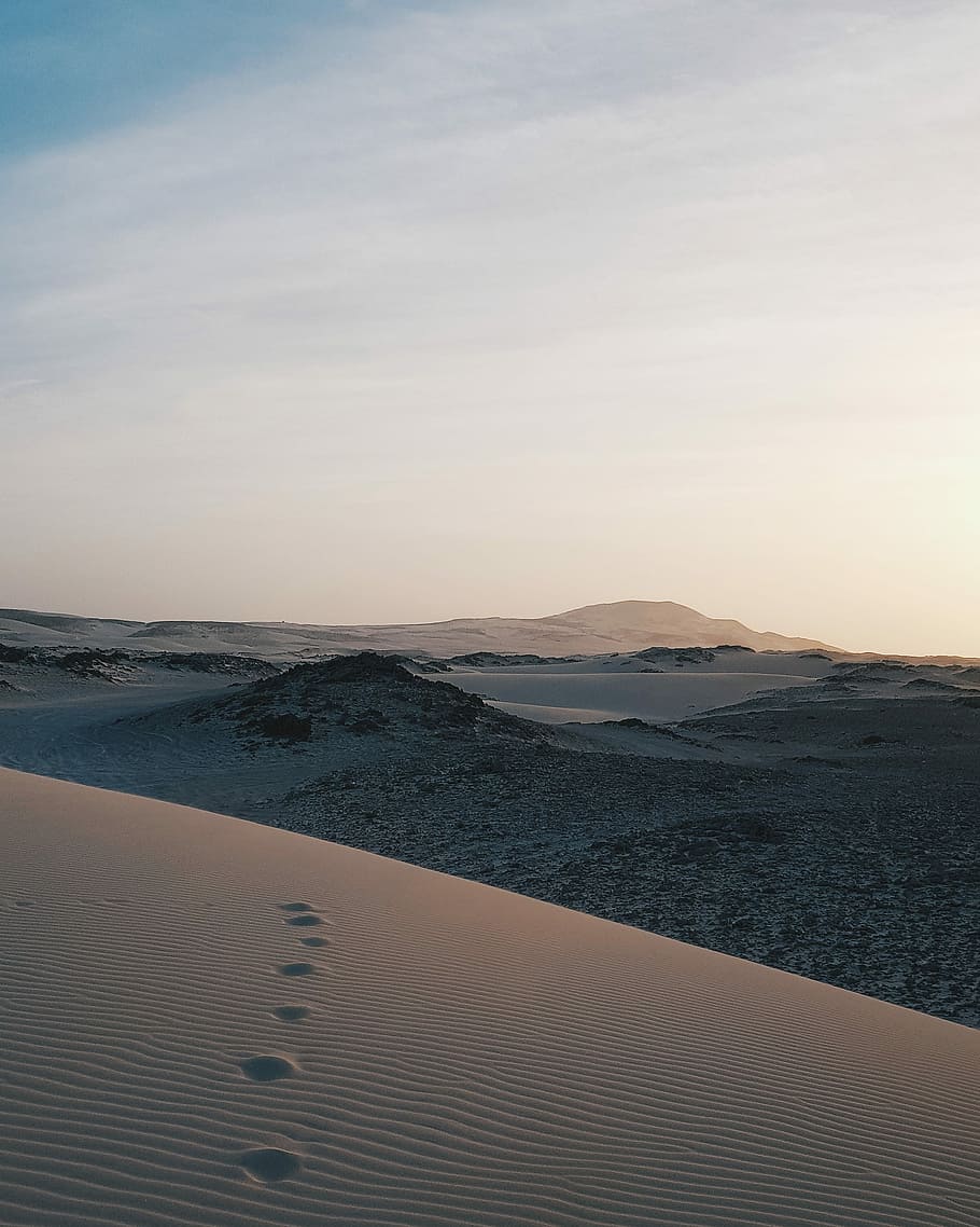 mountain covered snow, landscape photography of desert, sand HD wallpaper