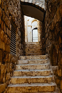 concrete stairs in between walls, photography of stair, stone HD wallpaper