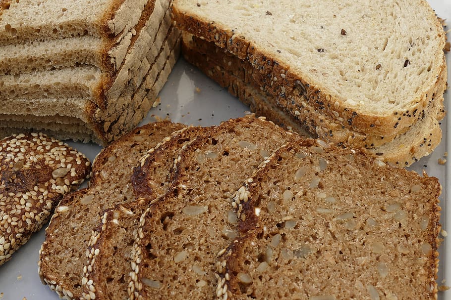 bread slices, sliced, whole wheat bread, white bread, farmer's bread HD wallpaper