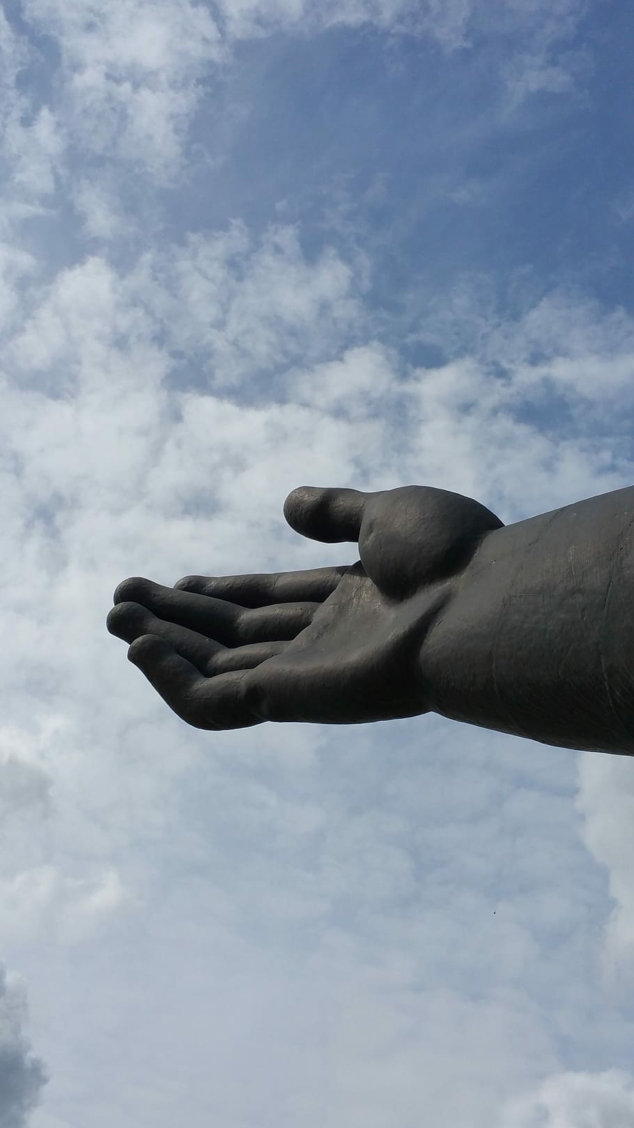 Hand, Monument, Welcome, art, human hand, statue, sky, cloud - sky HD wallpaper