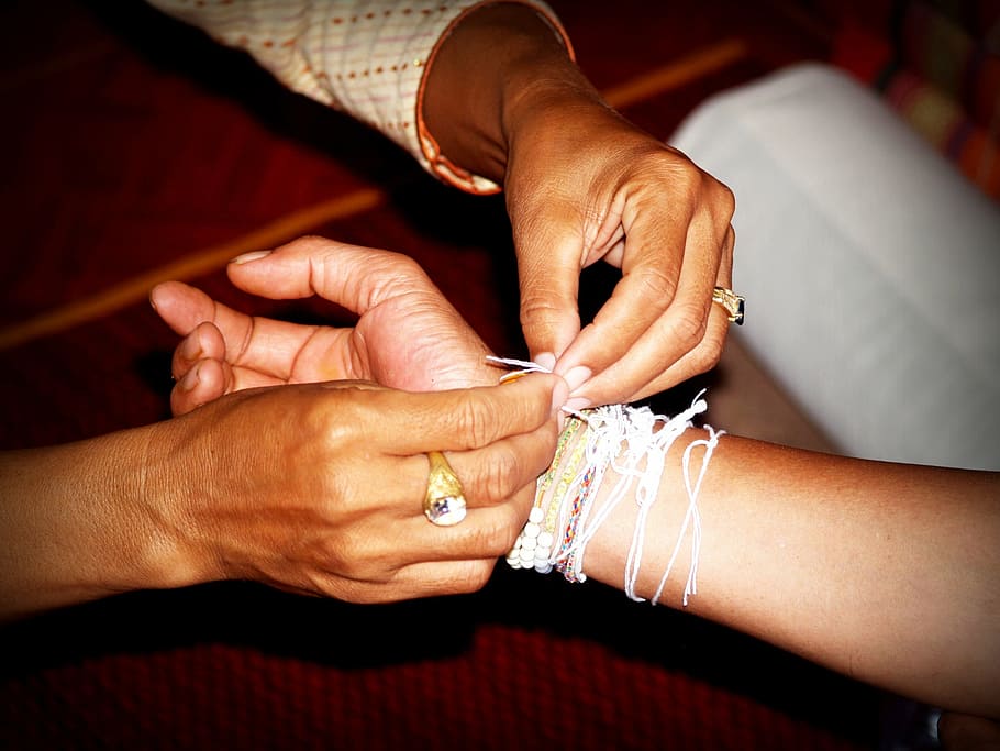 hand, hold, care, help, elderly, senior, aged, aging, people HD wallpaper