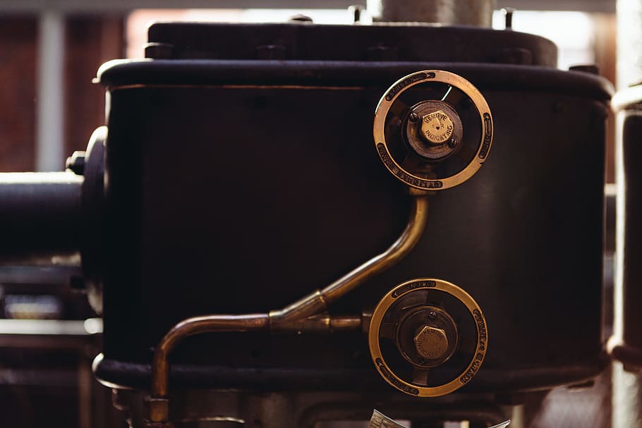 old, machine, valve, close-up, focus on foreground, no people HD wallpaper