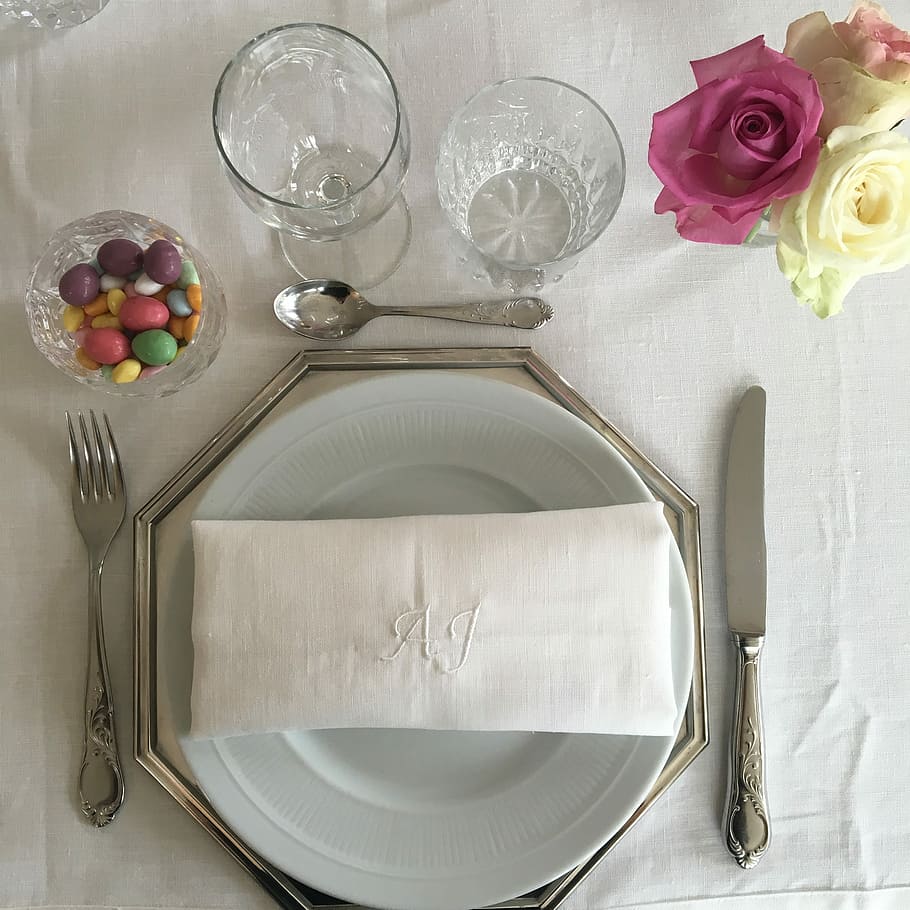 Table, Flowers, Pink, Plates, Glasses, easter, meals, towel HD wallpaper
