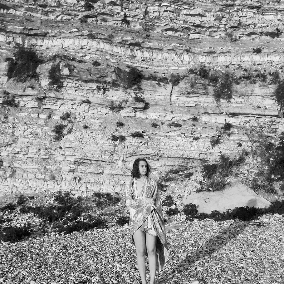 beach, rocks, summer, sea, mountains, bw, journey, seascape HD wallpaper