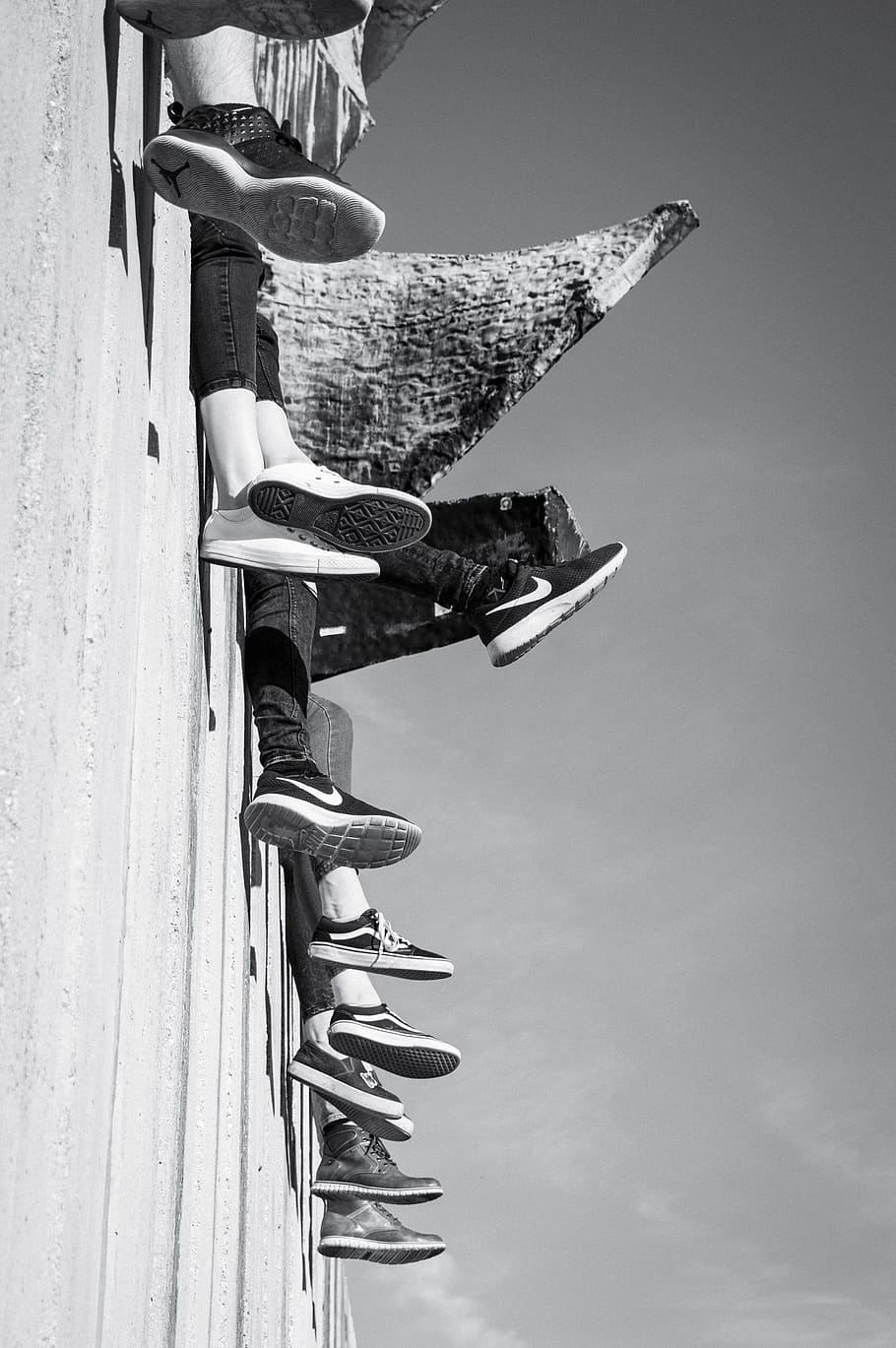feet, sky, wall, vacation, people, young, lifestyle, leisure HD wallpaper
