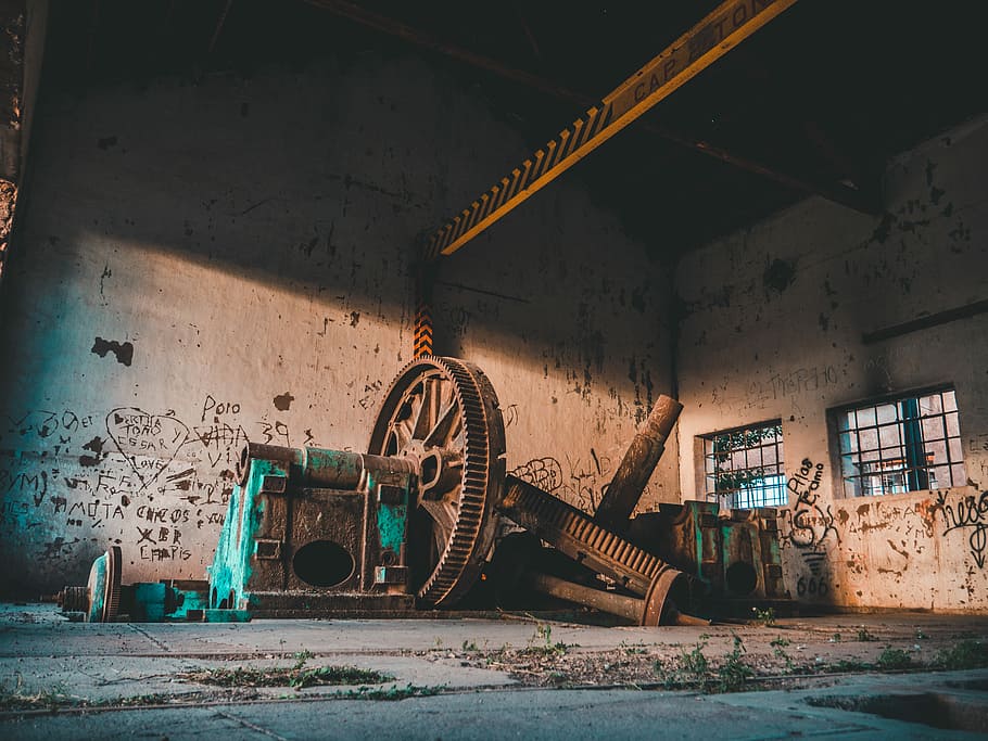 machine gear on building, gray metal industrial machine inside concrete building HD wallpaper