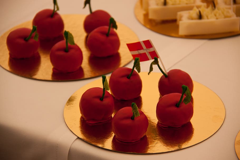 cakes, bread, bakery, comfort, sweet, baked, served, dining HD wallpaper