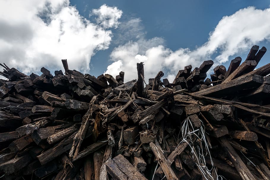 wood, polygon, railway, sky, brown, garbage, tracks, dump, wood - material HD wallpaper