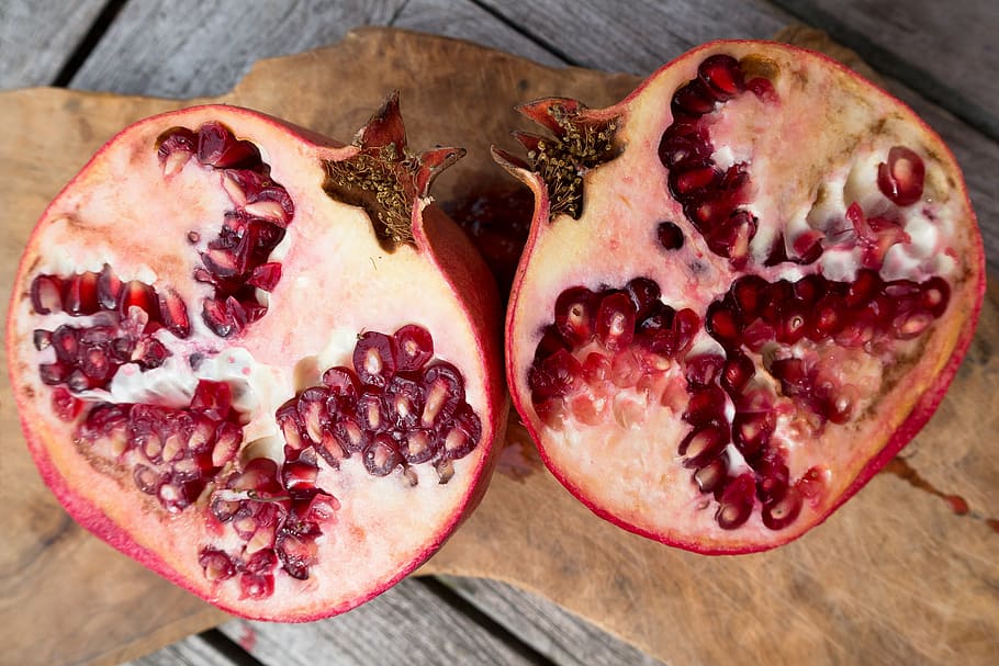 pomegranate, red, fruit, sliced, delicious, healthy, vitamins HD wallpaper