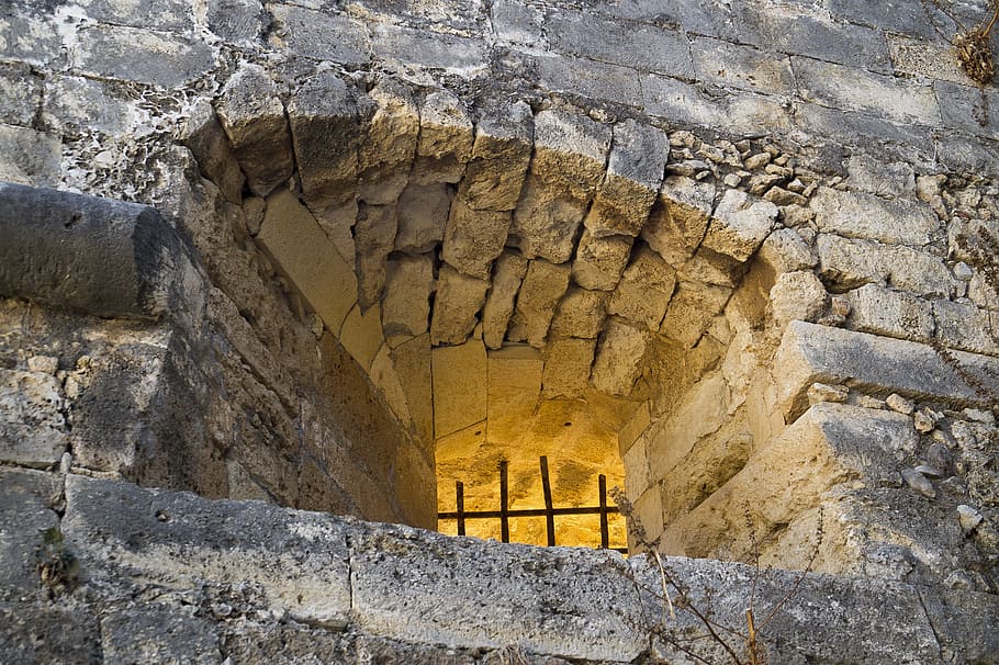 Stone Wall, Window, Illuminated, illuminated window, prison HD wallpaper